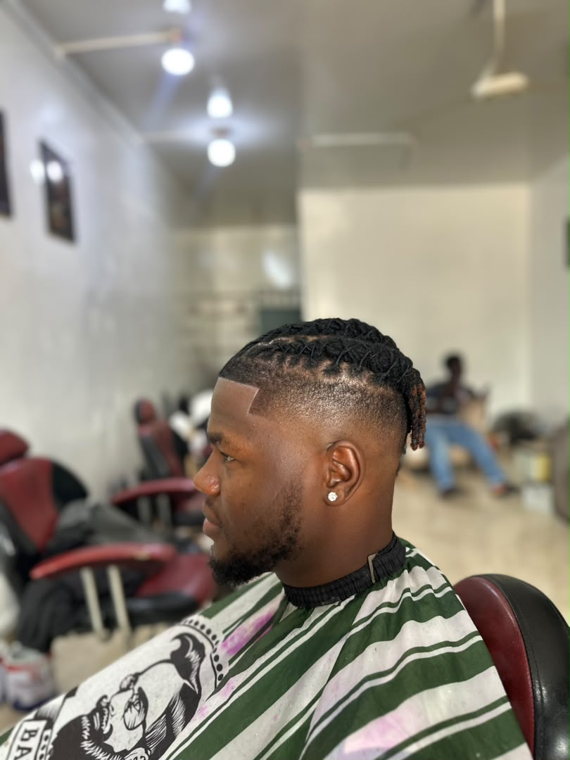 Jelly curls hairstyle